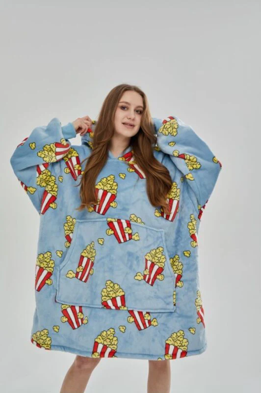 Oversized Winter Hoodie Blanket - Image 10